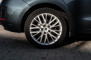 Voertuigafbeelding 15