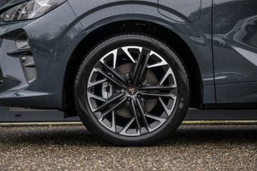 Voertuigafbeelding 8