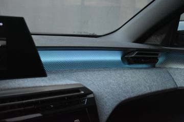 Voertuigafbeelding 33