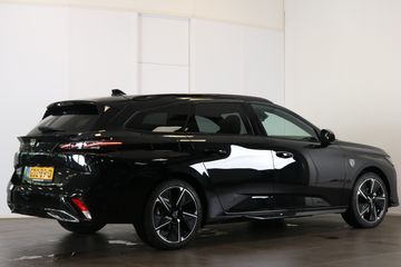 Voertuigafbeelding 4