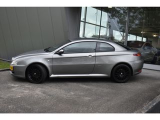 Voertuigafbeelding 6