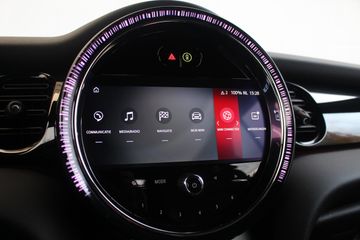 Voertuigafbeelding 19