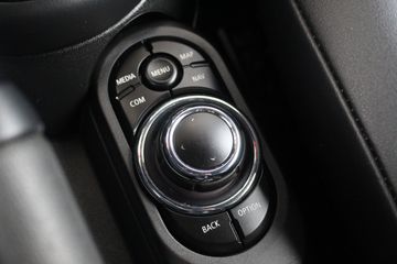 Voertuigafbeelding 23