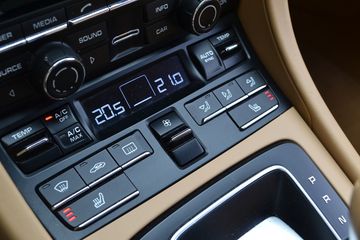 Voertuigafbeelding 32