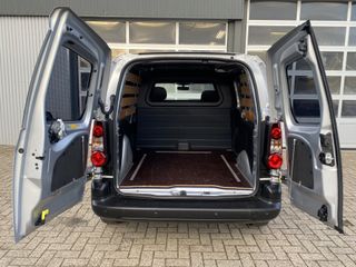 Voertuigafbeelding 16