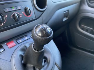 Voertuigafbeelding 28