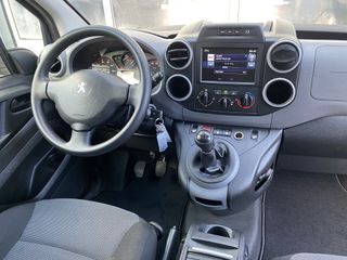 Voertuigafbeelding 5