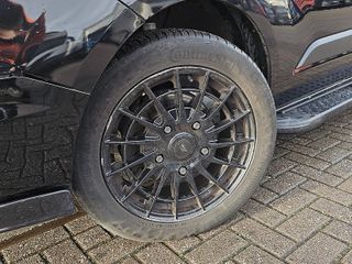 Voertuigafbeelding 12