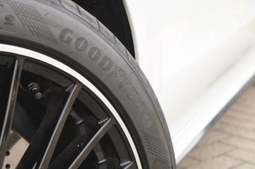 Voertuigafbeelding 14