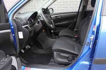 Voertuigafbeelding 7