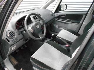 Voertuigafbeelding 4