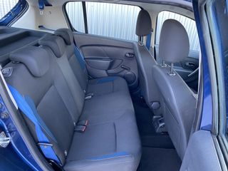 Voertuigafbeelding 14