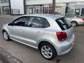 Voertuigafbeelding 9