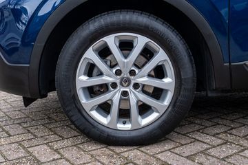 Voertuigafbeelding 6