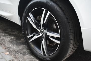 Voertuigafbeelding 14