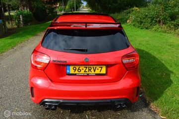 Voertuigafbeelding 5