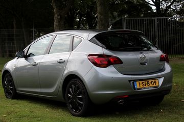 Voertuigafbeelding 4