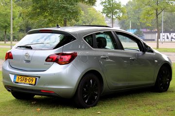 Voertuigafbeelding 6