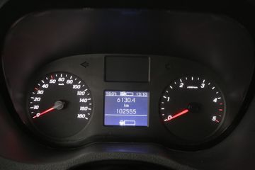 Voertuigafbeelding 12