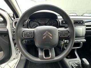 Voertuigafbeelding 18