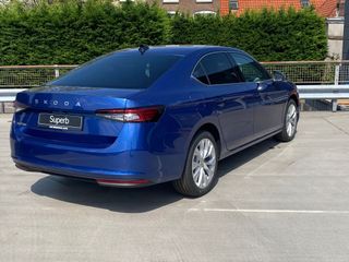 Voertuigafbeelding 4