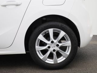 Voertuigafbeelding 12