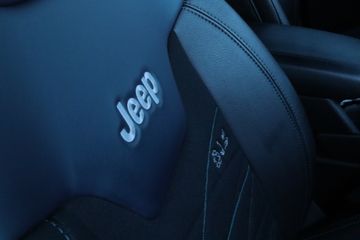 Voertuigafbeelding 18