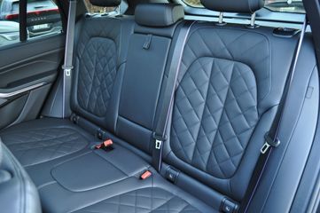 Voertuigafbeelding 25