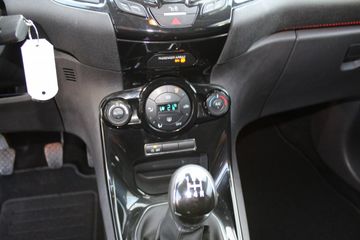 Voertuigafbeelding 12