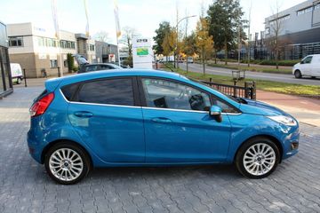 Voertuigafbeelding 4