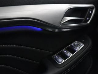 Voertuigafbeelding 32