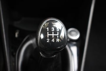 Voertuigafbeelding 18