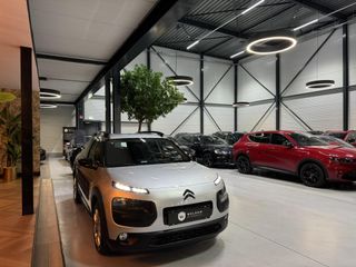 Voertuigafbeelding 5