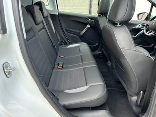 Voertuigafbeelding 13