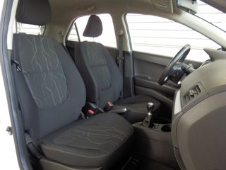 Voertuigafbeelding 4