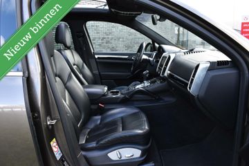 Voertuigafbeelding 9