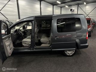 Voertuigafbeelding 12