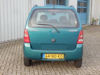 Voertuigafbeelding 4