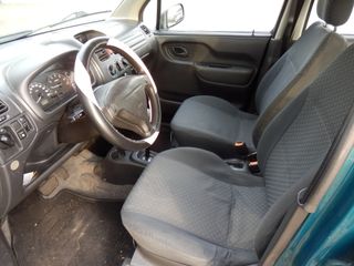 Voertuigafbeelding 6