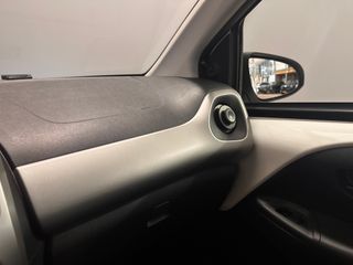 Voertuigafbeelding 17