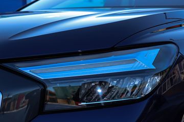 Voertuigafbeelding 8