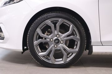 Voertuigafbeelding 4