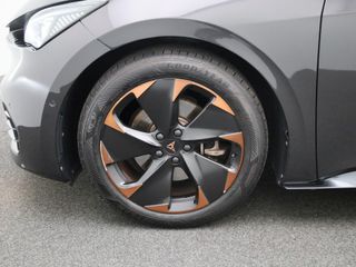 Voertuigafbeelding 12