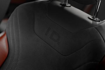 Voertuigafbeelding 12