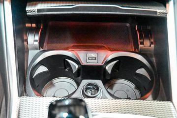 Voertuigafbeelding 18