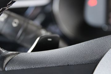 Voertuigafbeelding 17