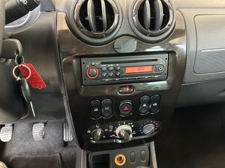 Voertuigafbeelding 12