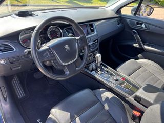 Voertuigafbeelding 12