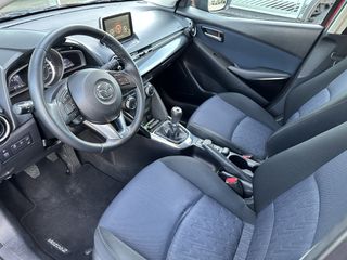 Voertuigafbeelding 6