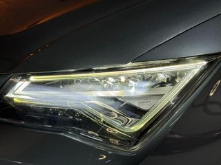 Voertuigafbeelding 8